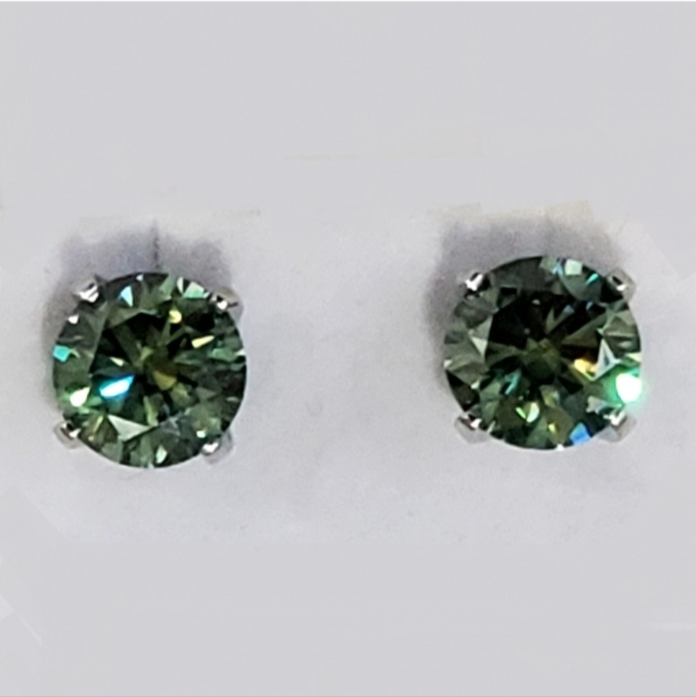 💎NEW 6 Ctw Cyan Blue Diamond Stud Earrings